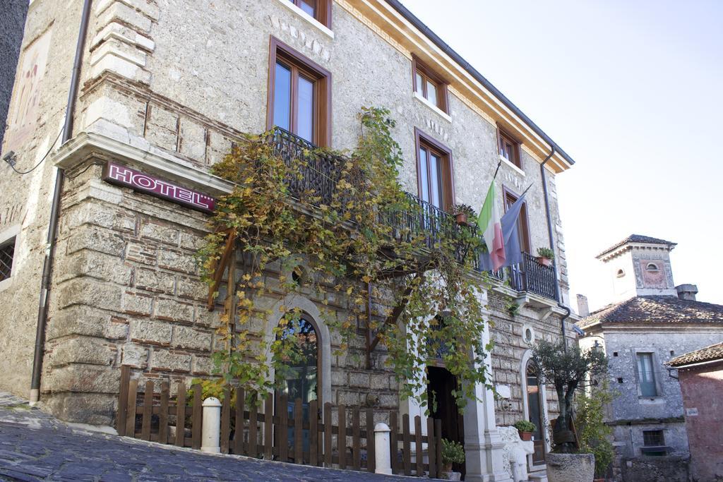 Villa Cosilinum Padula Exteriér fotografie